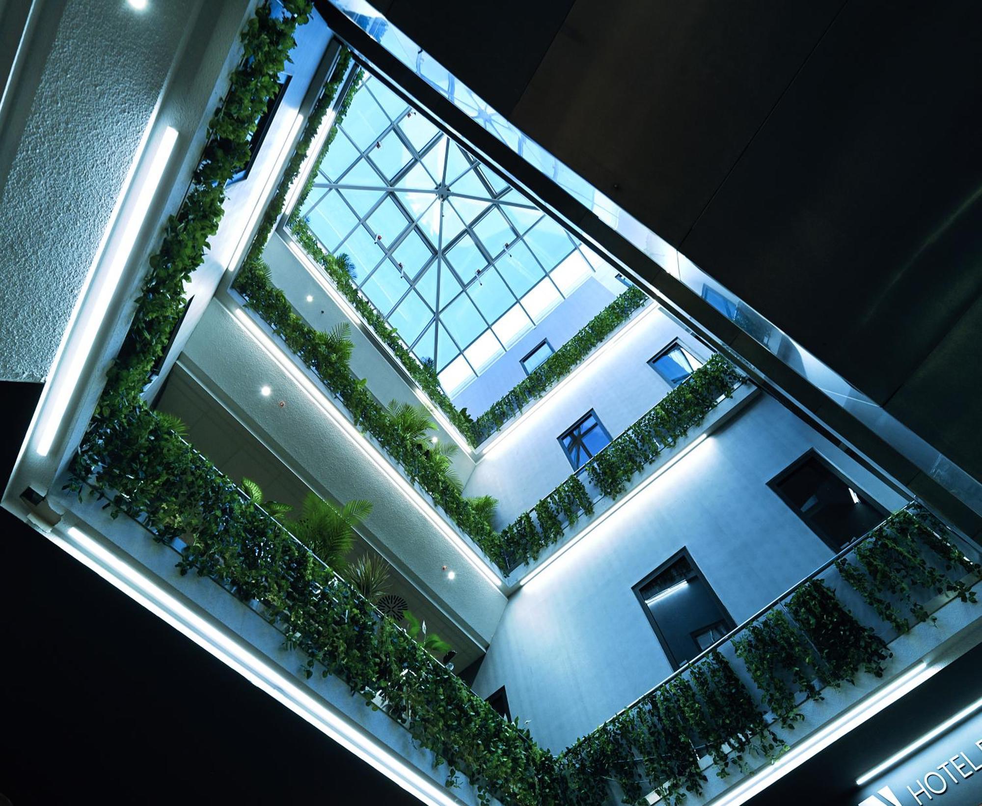 Fashion City Hotel Superior Budapest Exterior foto